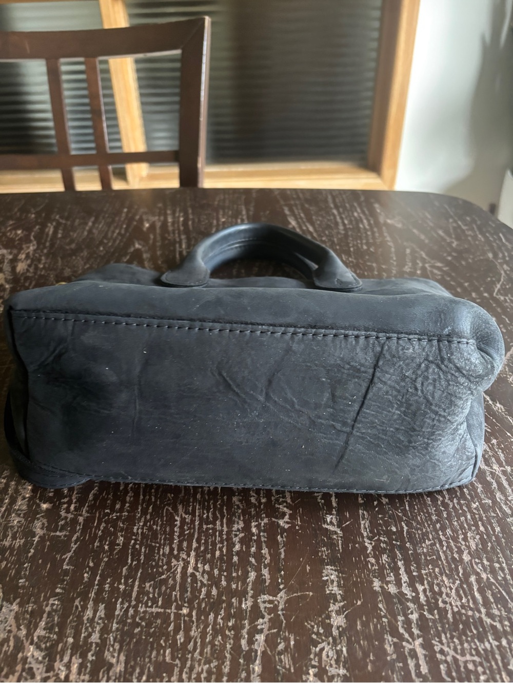 Portland Leather Goods Shadow Black Brushed Leather Raindrop Crossbody Bag - Picture 3 of 5